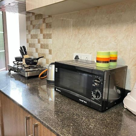 Bedchambers Serviced Apartments, Хидерабад Екстериор снимка