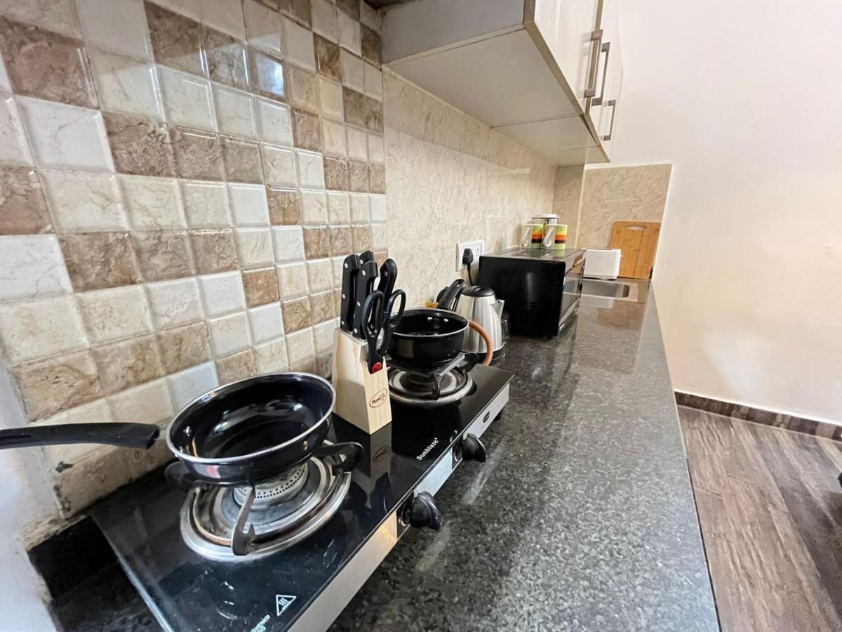 Bedchambers Serviced Apartments, Хидерабад Екстериор снимка