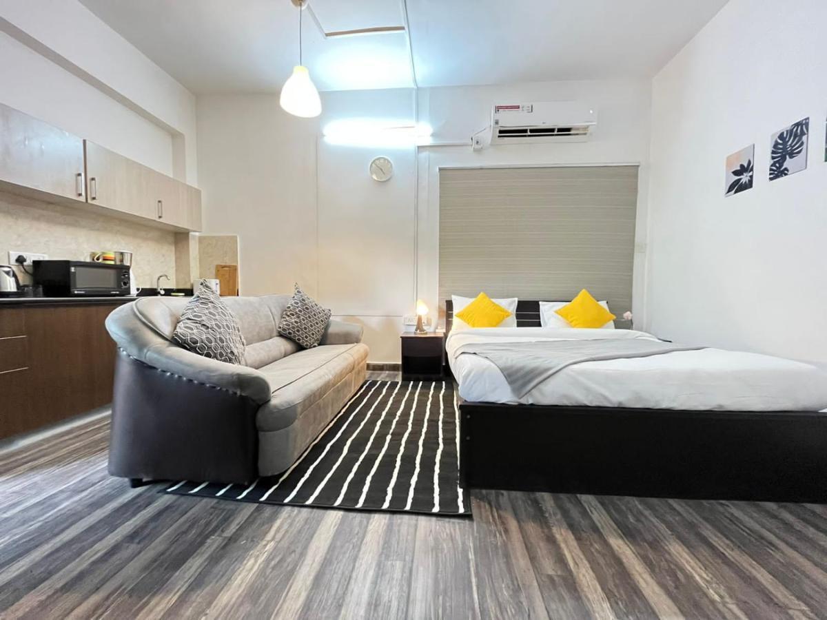 Bedchambers Serviced Apartments, Хидерабад Екстериор снимка