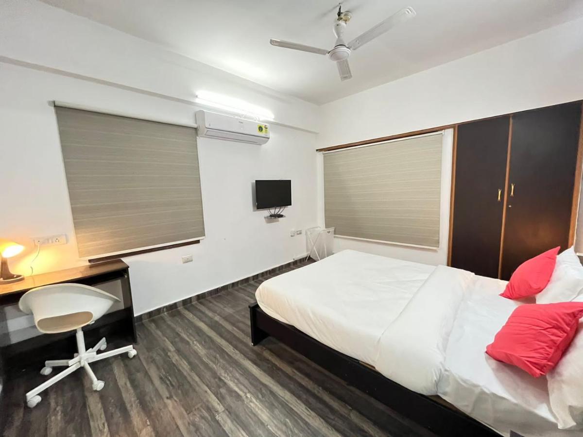 Bedchambers Serviced Apartments, Хидерабад Екстериор снимка